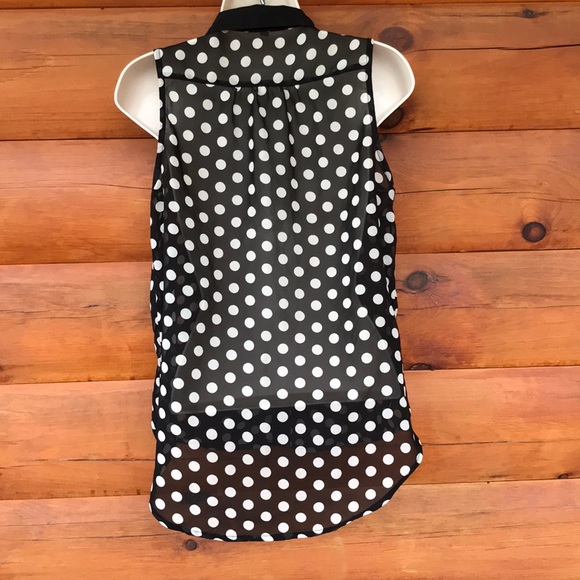 Button Down Top - Picture 4 of 6